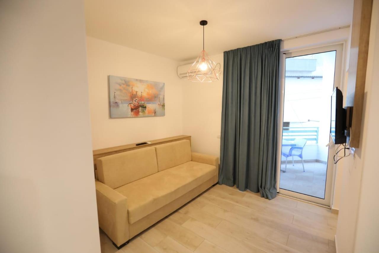 Apart-Hotel Alvi Sarandë Exteriér fotografie