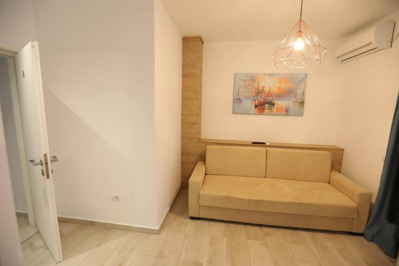 Apart-Hotel Alvi Sarandë Exteriér fotografie
